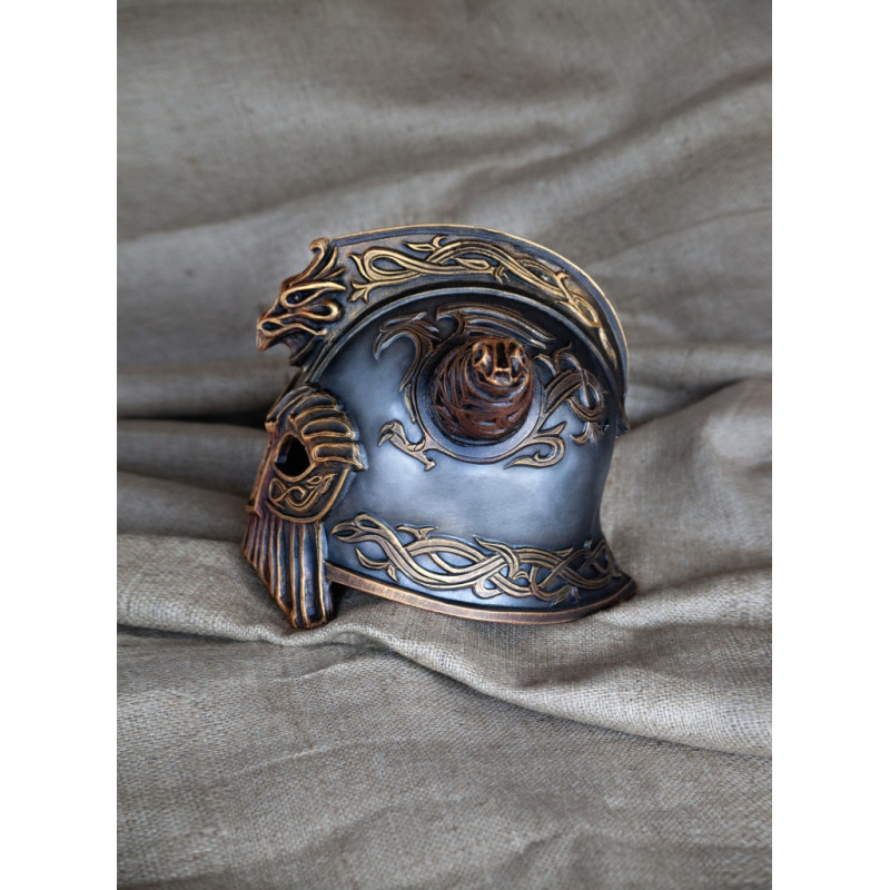 Dwarf helmet with horns