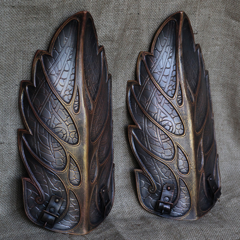 Elf hip armour