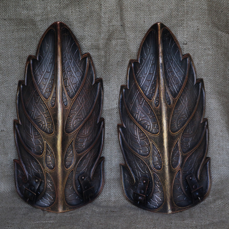 Elf hip armour