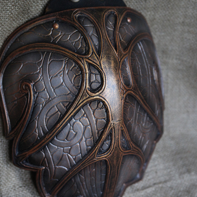 Elf shoulder pads version 1