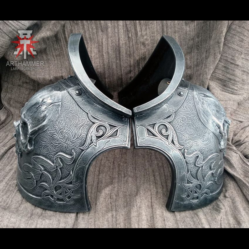 Inquisitor shoulders