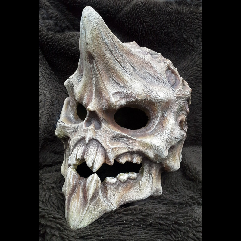 Scull unicorn helmet