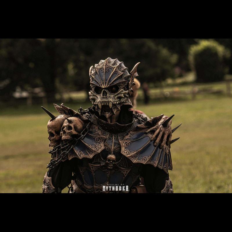 Vampire helmet